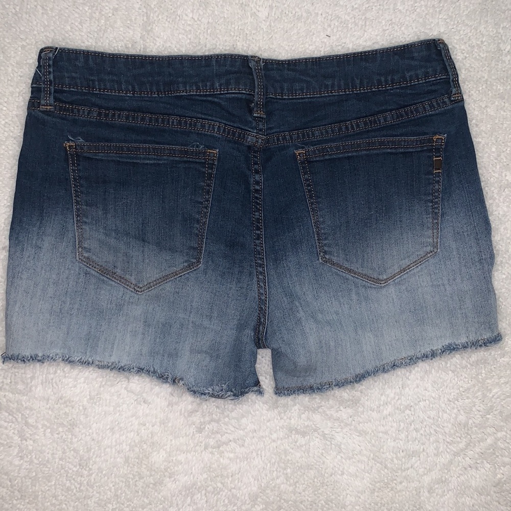 Jean Shorts - Picture 2 of 3